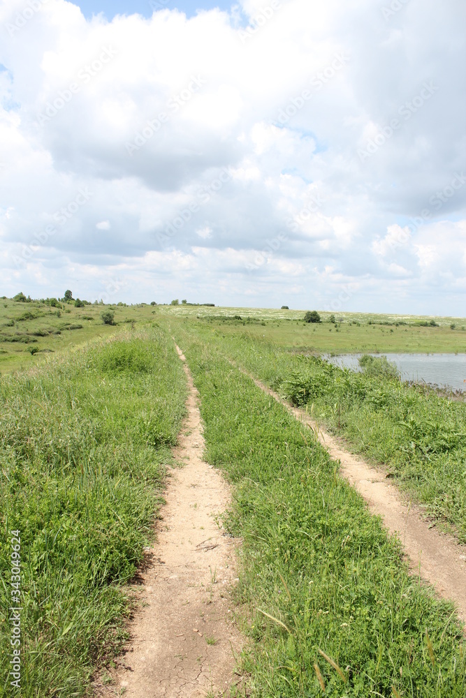 Chemin dans la campagne