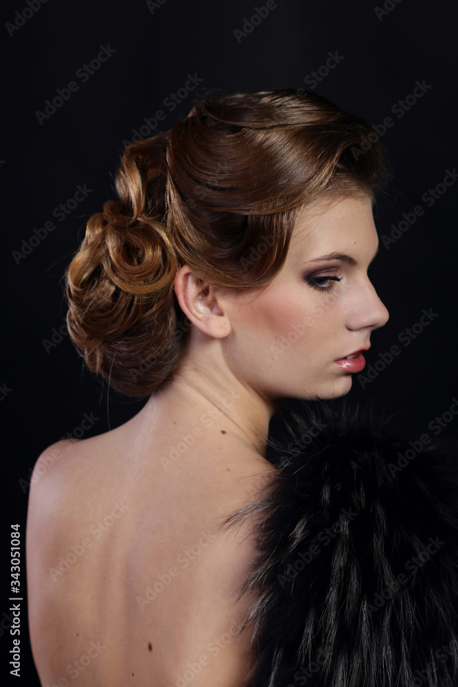 Fototapeta premium Beautiful woman in the style of Art Nouveau, the era of gangsters