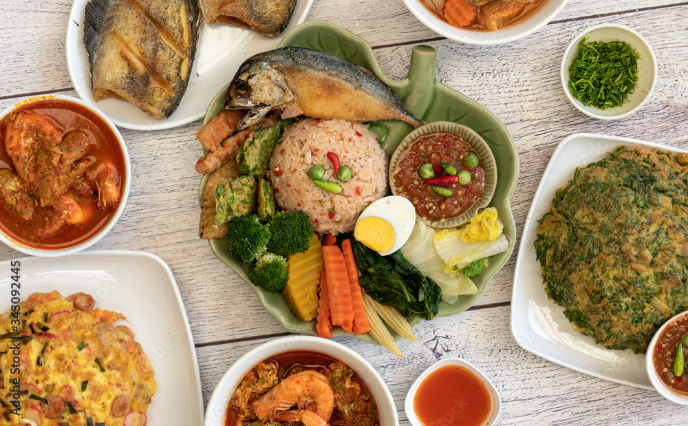Khao Khluk Ga-Pi Thai Food 