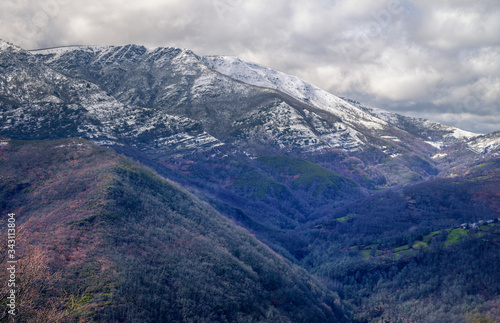 Fototapeta Naklejka Na Ścianę i Meble -  High areas of the Snow capped Mountains