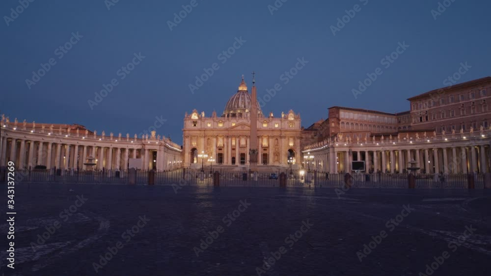 Tracking view over the quiet Piazza San Pietro, in front of the Saint Peter´s Basilica, late night, in Vatican city, Rome, Italy - Gimbal shot Tracking view over the quiet Piazza San Pietro, in front of the Saint Peter´s Basilica, late night, in Vatican city, Rome, Italy - Gimbal shot