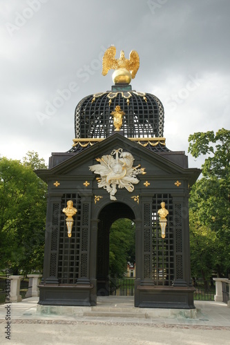 Pawilon pod Orłem. Ogród Pałacu Branickich