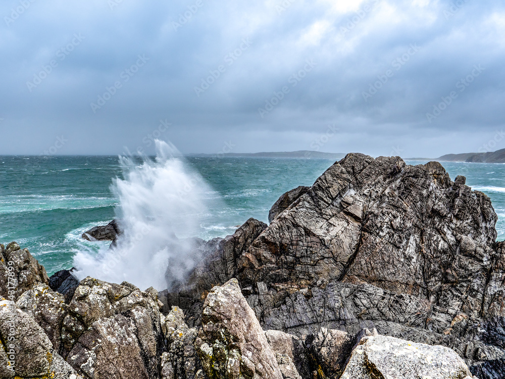 Irland Küste bei Sturm
