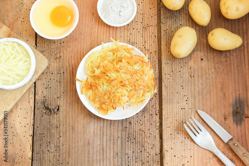 Kartoffelpuffer Puffer Kartoffelr  sti R  sti Reibekuchen selber machen