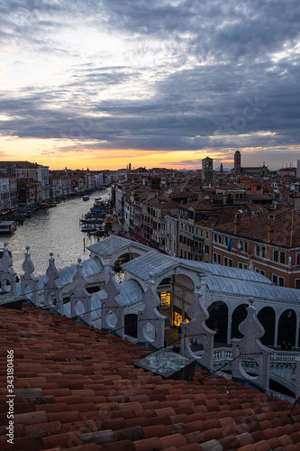 Obraz na płótnie Canal grande di Venezia visto dall'alto w salonie