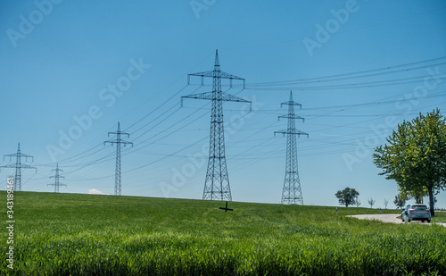 Wallpaper Mural Strommasten im Feld Torontodigital.ca