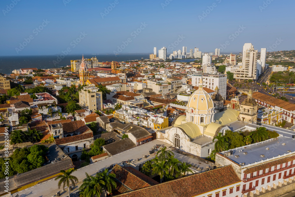 Obraz premium Aerial view of the historic city center of Cartagena, Colombia.