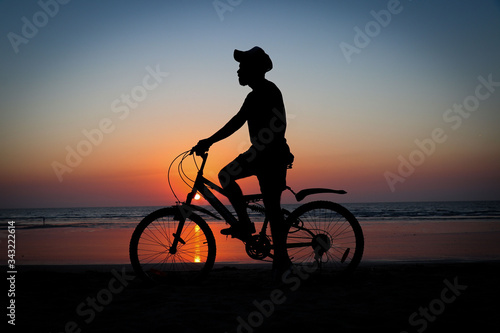 Cycling On Beach , Wallpaper 