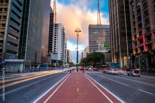 Fotografija Paulista Avenue, financial center of the city and one of the main places of Sao