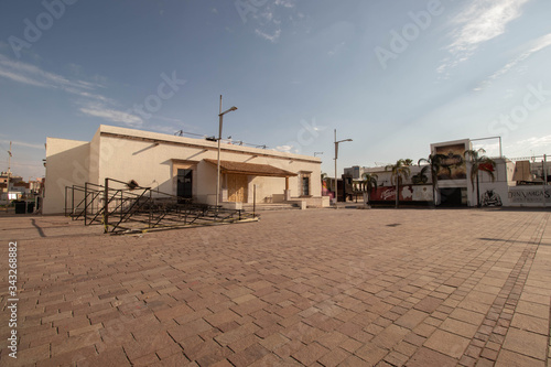 Wallpaper Mural Encierro 25 abril 2020 día nacional de la feria de San Marcos pospuesta por contingencia Covid-19 Torontodigital.ca