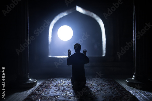 Εκτύπωση καμβά A realistic Arabian interior miniature with window and columns