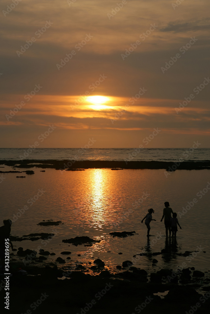 Sunset landscape of the Qianshuiwan Seaside Park Sunset landscape of the Qianshuiwan Seaside Park