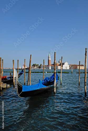 Gondole, quartier San Marco, Venise, Italie © michel