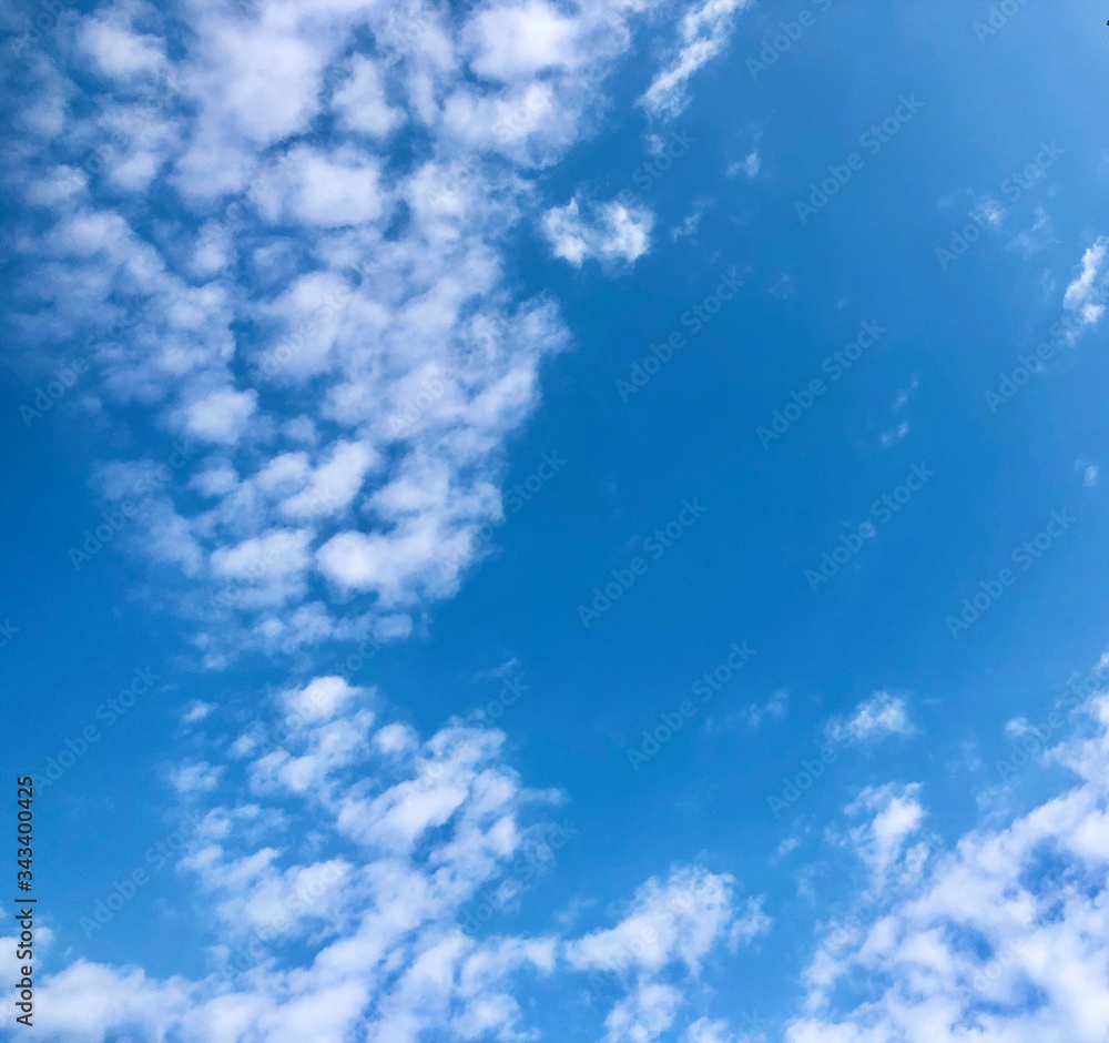 Obraz premium blue sky with clouds