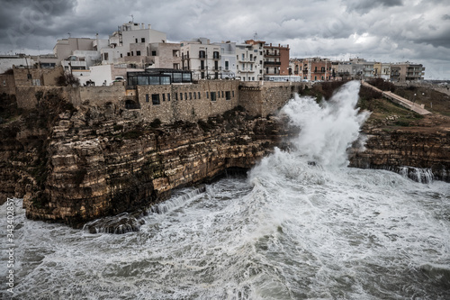Fototapeta Naklejka Na Ścianę i Meble -  Stormy sea in Polignano a Mare, Italy