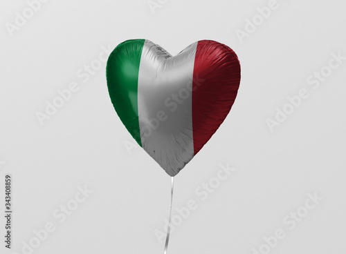 Italy flag in heart balloon