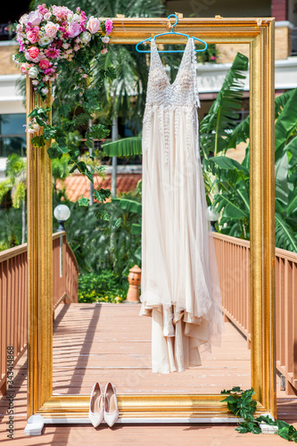 Traditional Thai wedding in Phuket Thailand © PJ