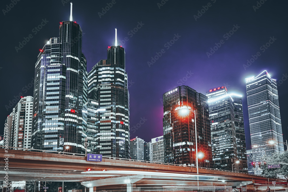 Φωτογραφία BEIJING, CHINA - MAY 20, 2015:Evening, night modern Beijing business quarter of the capital, the streets of the city with beautiful skyscrapers