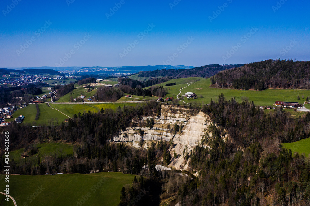 Fototapeta premium Felswand Lütisburg 