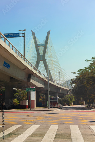 Wallpaper Mural Viaduto José Bonifácio C. Nogueira, ponte estaiada São Paulo SP Torontodigital.ca