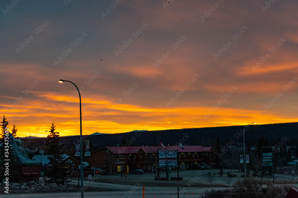 Obraz premium Sunrises and Sunsets Across the Country