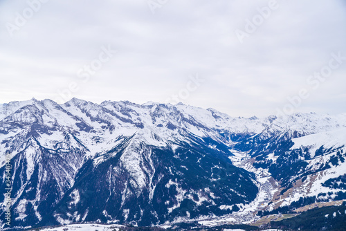 Wallpaper Mural ski Snowy and rocky peaks of the Austrian Alps Torontodigital.ca