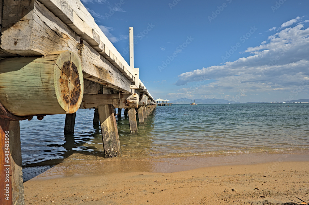 Picnic Bay Jetty on Magnetic Island with seaview