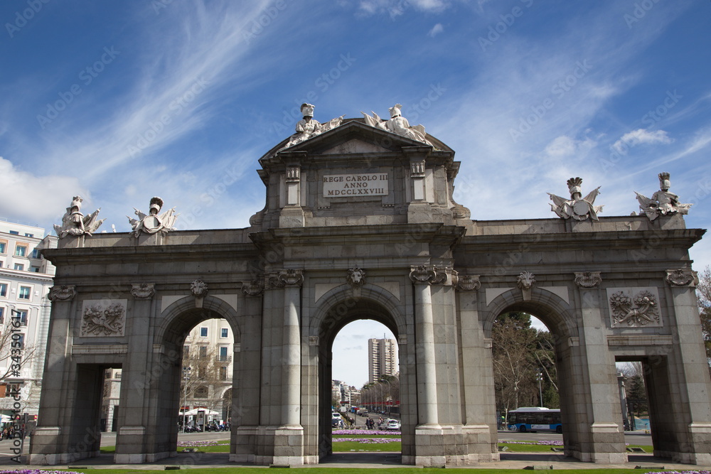 Fototapeta premium Puerta de Alcala, Madrid