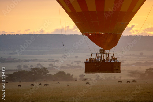 Fotografie ATARDECER EN GLOBO AEROSTÁTICO