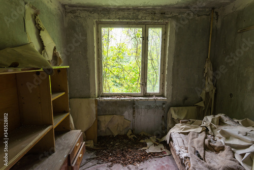 Abandoned apartment in Chernobyl © Ihor
