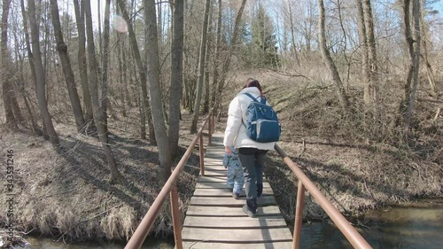 Wallpaper Mural Mom and son go on a bridge Torontodigital.ca