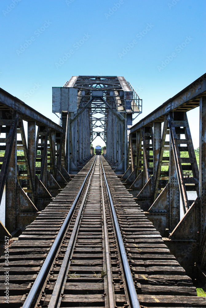 Ponte de Ferro - Linha Férrea
Localizada na cidade de Nova Santa Rita - RS 