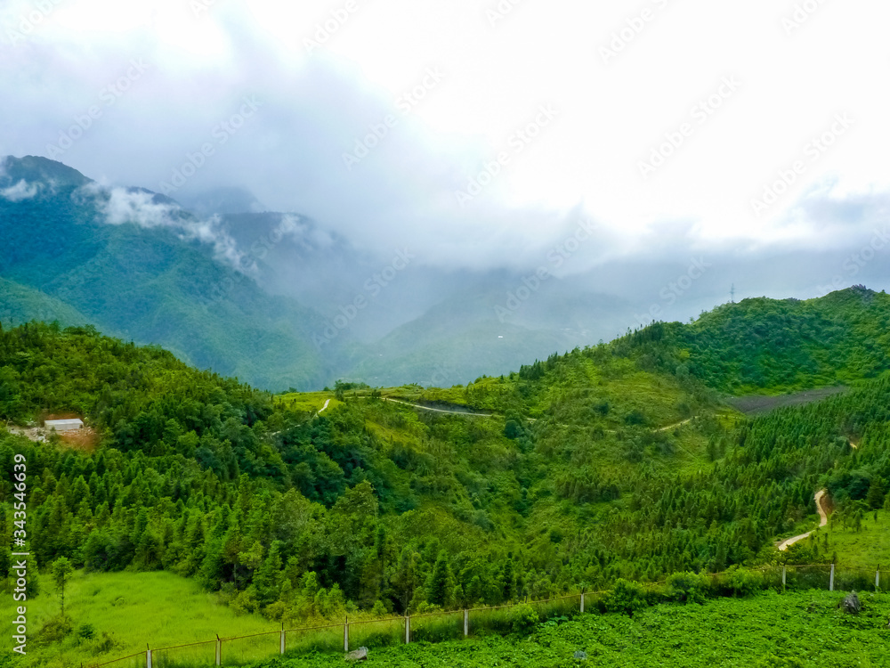 Obraz premium Catcat Hmong village near Sapa (Chapa) in north mountains of Vietnam, Lào Cai, Vietnam