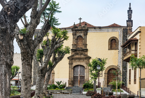 Fototapeta Naklejka Na Ścianę i Meble -  Church and former convent of San Agustín in La Orotava in Tenerife in the Canary Islands (Spain)