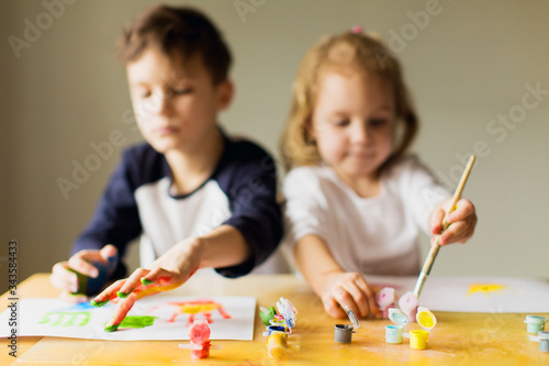 Wallpaper Mural children paint, drawing, teaching children art Torontodigital.ca
