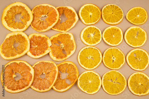 Dehydrated slices of grapefruit and orange