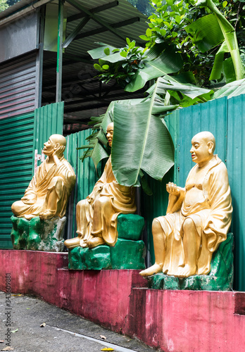 Kloster der 10 000 Buddhas - Hong Kong photo