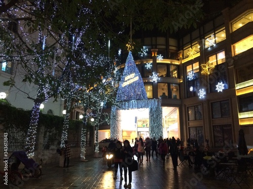 christmas tree at night