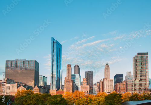 Fototapeta Naklejka Na Ścianę i Meble -  Chicago, USA-October 5, 2019: Chicago skyline at sunrise.
