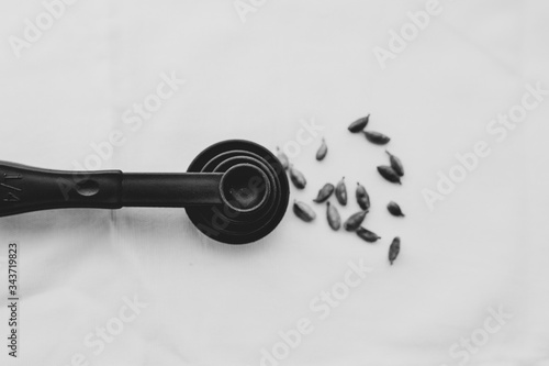 Set of measuring cups or measuring spoons use in cooking