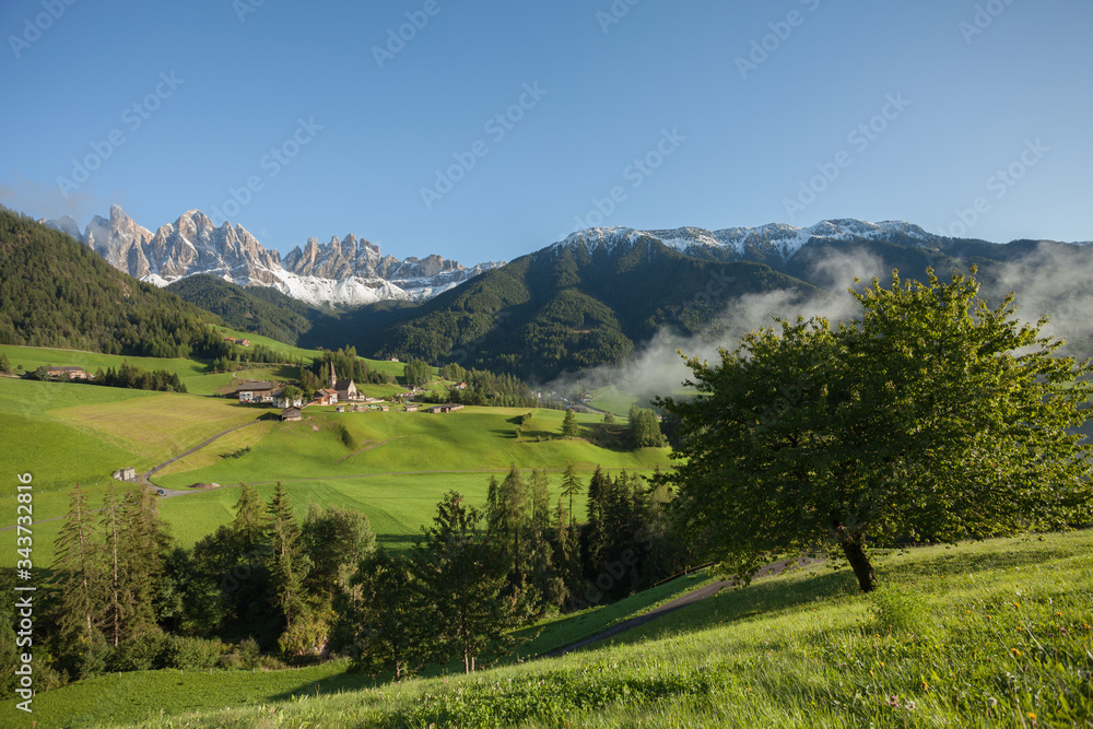 Obraz premium View from the small Italian mountain town of St. Magdalena in Val di Funes