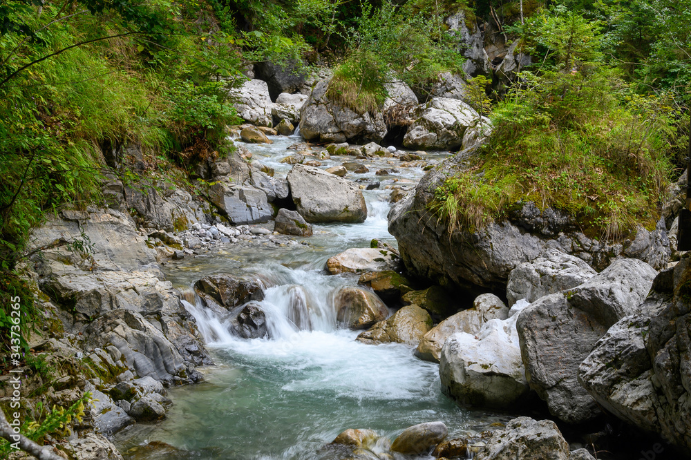Wildbach in der Klamm