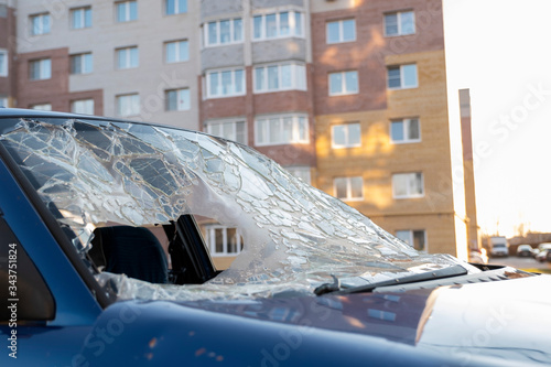 broken car Windows