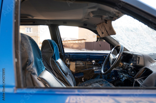 broken car Windows