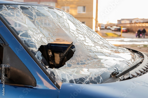 broken car Windows