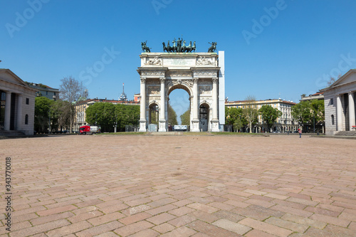 arco della pace milano photo