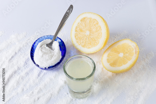 Cleaning with baking soda and lemon