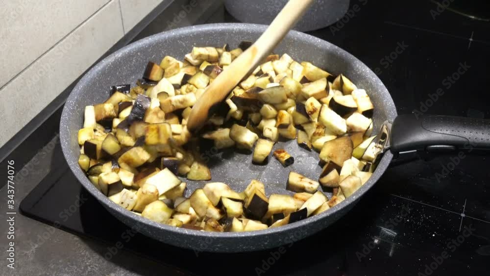 Cooking Eggplants Vegetable, Mediterranean Cuisine, 4k
Cooking Eggplants Vegetable, Mediterranean Cuisine, 4k