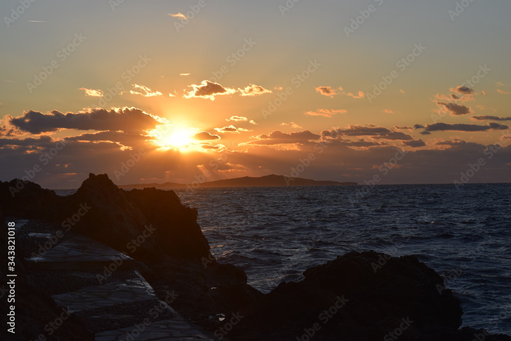 Obraz premium sunset over the sea