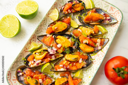  steamed mussels with lime